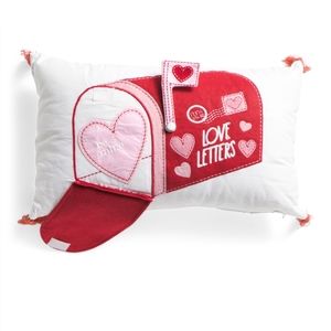 🆕Valentine Sweetheart Mailbox Pillow.